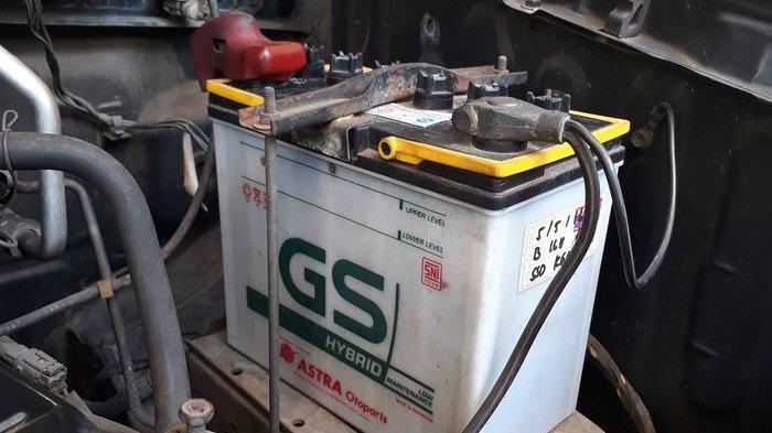 Memasang Aksesoris Terlalu Banyak Bikin Aki Mobil Cepat Soak